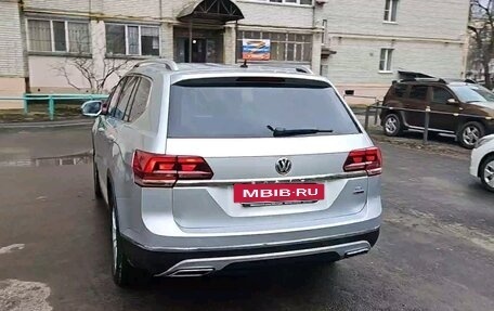 Volkswagen Teramont I, 2018 год, 2 550 000 рублей, 10 фотография