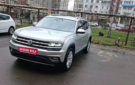 Volkswagen Teramont I, 2018 год, 2 550 000 рублей, 9 фотография