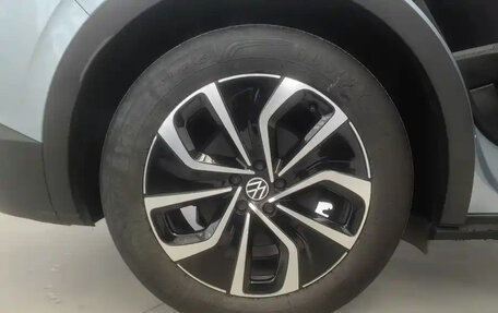 Volkswagen ID.4, 2022 год, 2 060 000 рублей, 19 фотография