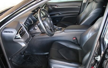 Toyota Camry, 2018 год, 2 400 000 рублей, 5 фотография