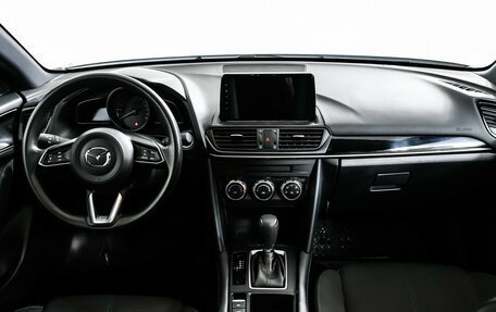 Mazda CX-4, 2022 год, 2 899 000 рублей, 11 фотография