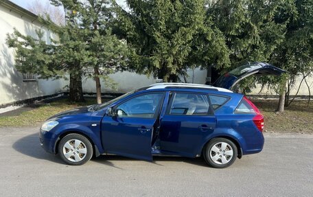 KIA cee'd I рестайлинг, 2009 год, 700 000 рублей, 17 фотография