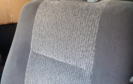 Toyota Land Cruiser Prado 120 рестайлинг, 2005 год, 2 000 000 рублей, 6 фотография