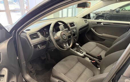 Volkswagen Jetta VI, 2012 год, 750 000 рублей, 9 фотография