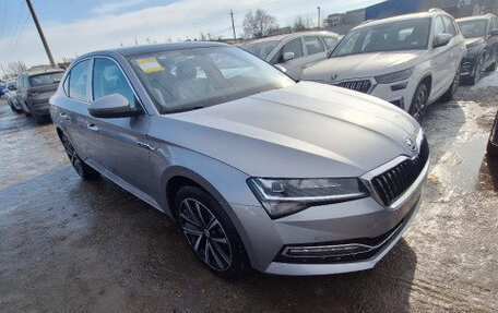 Skoda Superb III рестайлинг, 2024 год, 3 250 000 рублей, 3 фотография