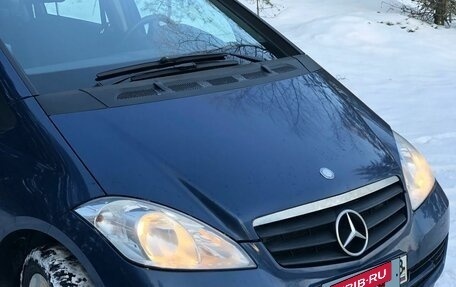 Mercedes-Benz A-Класс, 2011 год, 750 000 рублей, 4 фотография