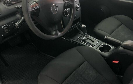 Mercedes-Benz A-Класс, 2011 год, 750 000 рублей, 17 фотография