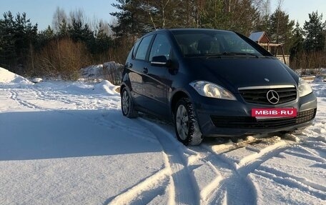 Mercedes-Benz A-Класс, 2011 год, 750 000 рублей, 13 фотография