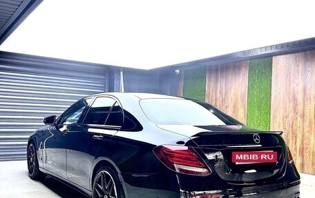 Mercedes-Benz E-Класс, 2016 год, 3 700 000 рублей, 5 фотография