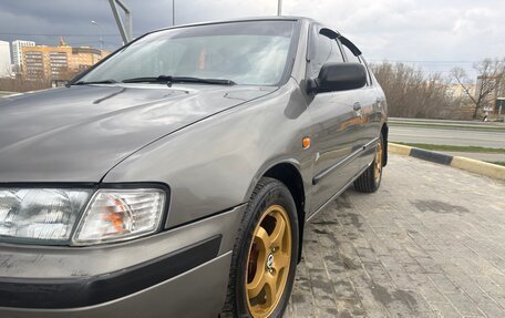 Nissan Primera II рестайлинг, 1997 год, 315 000 рублей, 11 фотография