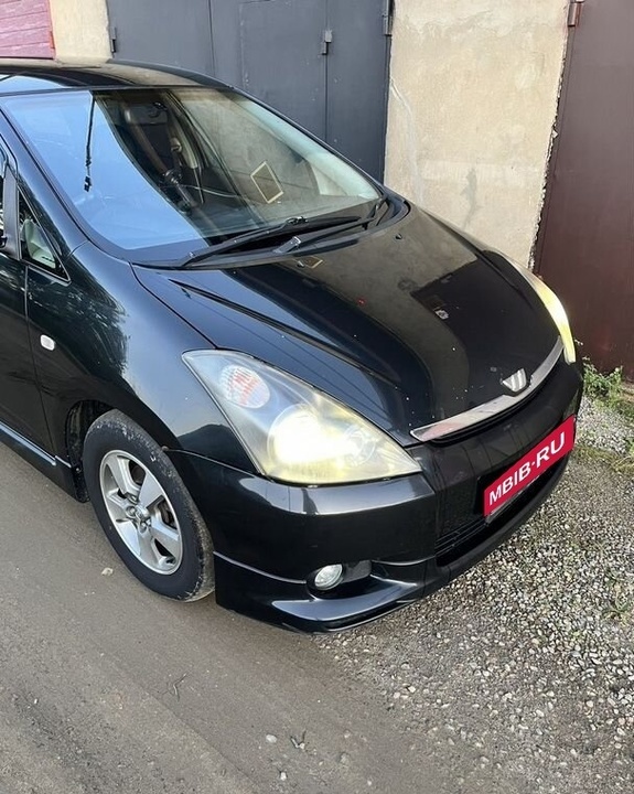Toyota Wish I, 2003 год, 630 000 рублей, 2 фотография