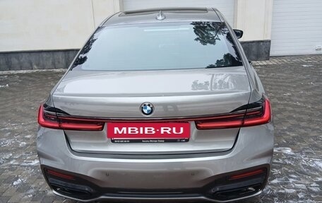 BMW 7 серия, 2019 год, 6 800 000 рублей, 3 фотография