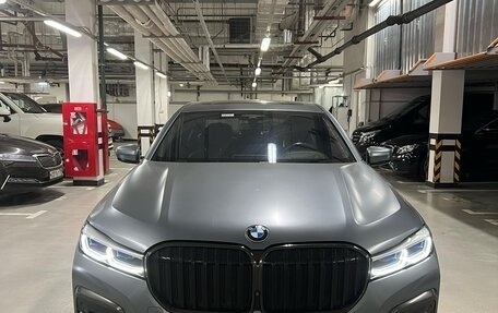 BMW 7 серия, 2021 год, 9 000 000 рублей, 3 фотография