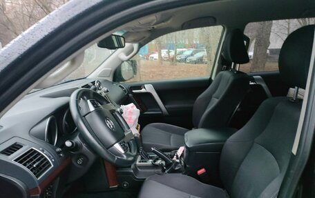Toyota Land Cruiser Prado 150 рестайлинг 2, 2015 год, 3 900 000 рублей, 6 фотография