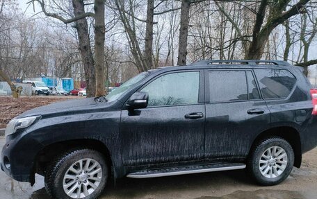 Toyota Land Cruiser Prado 150 рестайлинг 2, 2015 год, 3 900 000 рублей, 2 фотография
