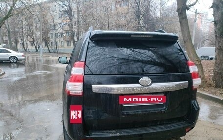 Toyota Land Cruiser Prado 150 рестайлинг 2, 2015 год, 3 900 000 рублей, 9 фотография