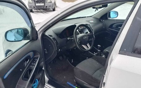 KIA cee'd I рестайлинг, 2010 год, 650 000 рублей, 6 фотография