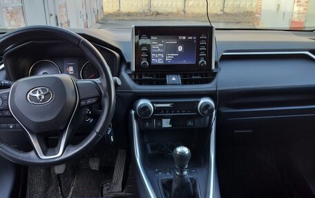 Toyota RAV4, 2021 год, 3 150 000 рублей, 7 фотография