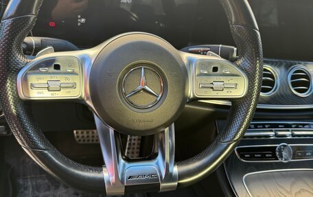 Mercedes-Benz E-Класс, 2019 год, 3 000 000 рублей, 16 фотография