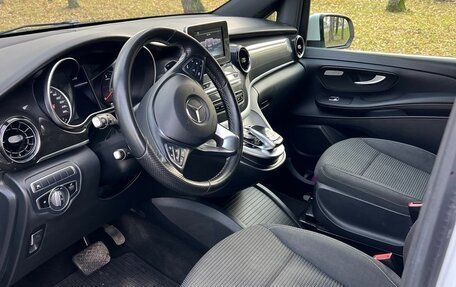Mercedes-Benz V-Класс, 2019 год, 3 950 000 рублей, 7 фотография