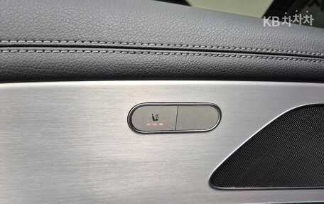 Mercedes-Benz GLE, 2021 год, 4 670 000 рублей, 13 фотография