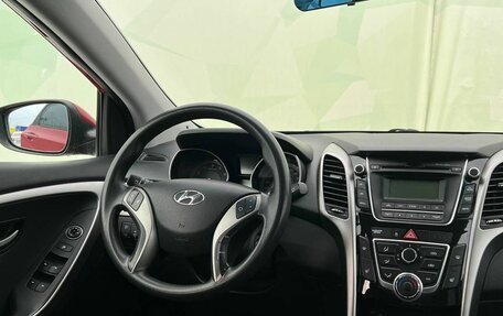 Hyundai i30 II рестайлинг, 2013 год, 1 150 000 рублей, 10 фотография