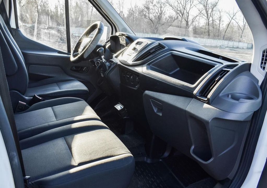 Ford Transit, 2022 год, 3 500 000 рублей, 7 фотография