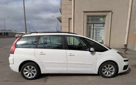 Citroen C4 Picasso II рестайлинг, 2012 год, 750 000 рублей, 4 фотография