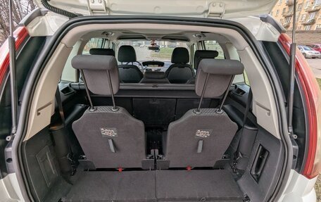 Citroen C4 Picasso II рестайлинг, 2012 год, 750 000 рублей, 8 фотография