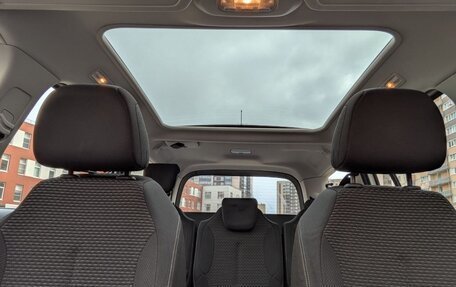 Citroen C4 Picasso II рестайлинг, 2012 год, 750 000 рублей, 12 фотография