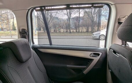 Citroen C4 Picasso II рестайлинг, 2012 год, 750 000 рублей, 10 фотография