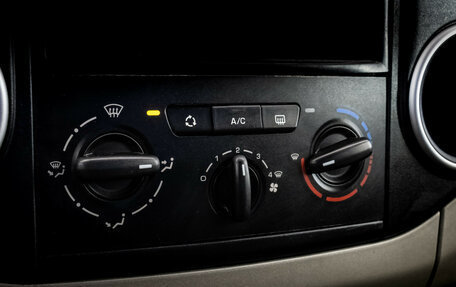 Peugeot Partner II рестайлинг 2, 2012 год, 649 000 рублей, 13 фотография