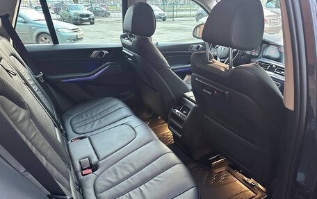 BMW X5, 2019 год, 5 240 000 рублей, 6 фотография