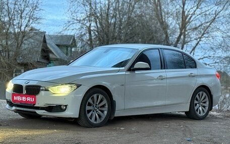 BMW 3 серия, 2012 год, 1 500 000 рублей, 3 фотография