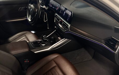 BMW 3 серия, 2019 год, 3 500 000 рублей, 4 фотография