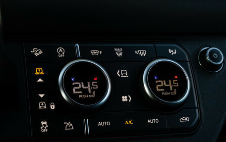 Land Rover Defender II, 2021 год, 5 499 000 рублей, 17 фотография