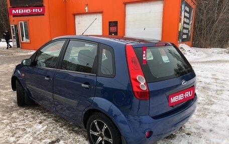 Ford Fiesta, 2007 год, 450 000 рублей, 4 фотография