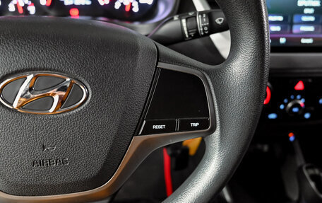 Hyundai Solaris II рестайлинг, 2019 год, 1 295 000 рублей, 15 фотография