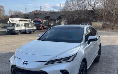 Toyota Venza, 2022 год, 3 750 000 рублей, 3 фотография