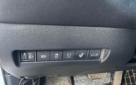 Toyota Venza, 2022 год, 3 750 000 рублей, 16 фотография