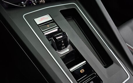 Volkswagen Golf GTI, 2022 год, 2 815 017 рублей, 7 фотография