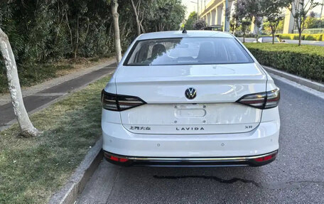 Volkswagen Lavida, 2023 год, 1 200 000 рублей, 8 фотография