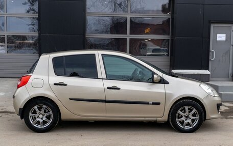Renault Clio III, 2007 год, 650 000 рублей, 4 фотография