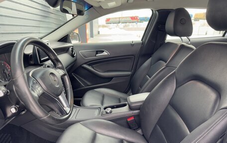 Mercedes-Benz GLA, 2015 год, 1 820 000 рублей, 11 фотография