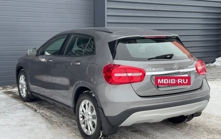 Mercedes-Benz GLA, 2015 год, 1 820 000 рублей, 7 фотография