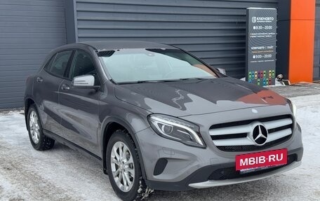 Mercedes-Benz GLA, 2015 год, 1 820 000 рублей, 3 фотография