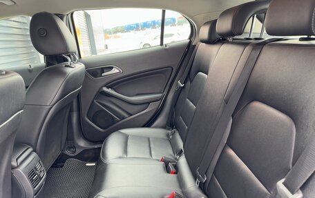 Mercedes-Benz GLA, 2015 год, 1 820 000 рублей, 12 фотография