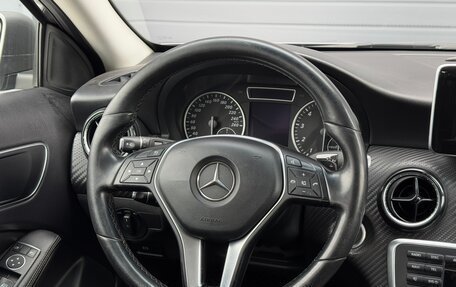 Mercedes-Benz GLA, 2015 год, 1 820 000 рублей, 14 фотография