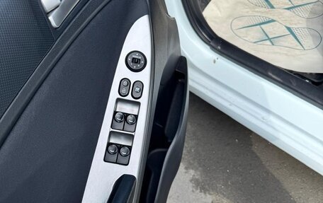 Hyundai Solaris II рестайлинг, 2016 год, 1 100 000 рублей, 9 фотография