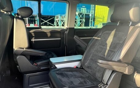 Volkswagen Multivan T6 рестайлинг, 2015 год, 3 600 000 рублей, 9 фотография
